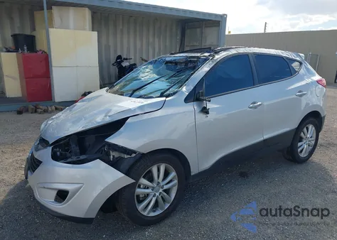 2013 Hyundai Tucson Limited z USA, uszkodzony, nr VIN KM8JU3AC3DU766446